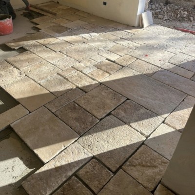 Reclaimed flagstones limestone flooring 