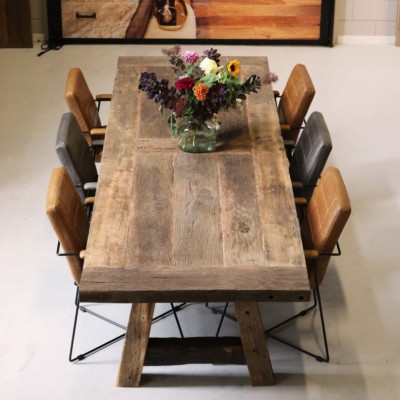 Tabletops of reclaimed oak wood! - Reclaimed furniture wood. 
