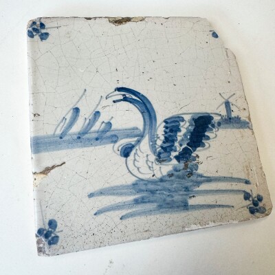 Single 18th Century Dutch Delft Swan Tile
