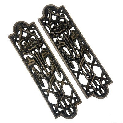 Reclaimed Cast Iron Primrose Finger Plates - 6 Pairs Available