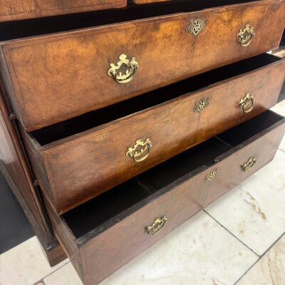 Antique 18th Century Oak and Walnut Chest of Drawers