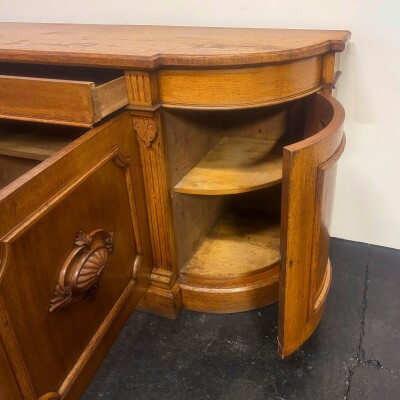 Antique Victorian Oak Wood Sideboard