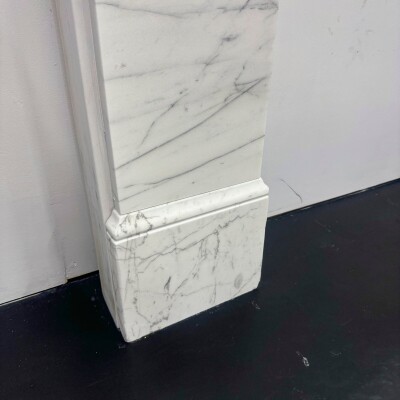Antique Late Georgian/Early Victorian Carrara Marble Surround
