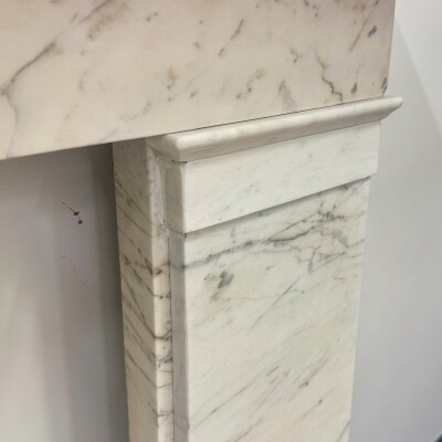 Antique Late Georgian/Early Victorian Carrara Marble Surround