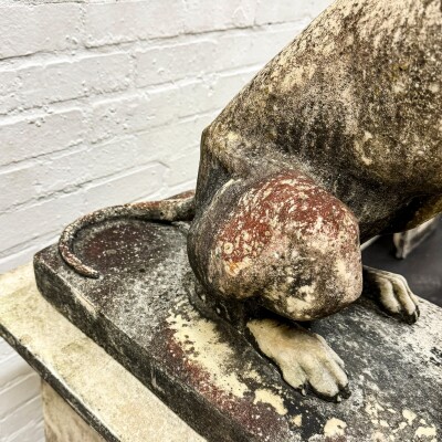 Reclaimed Terracotta Single Gun Dog on Plinth