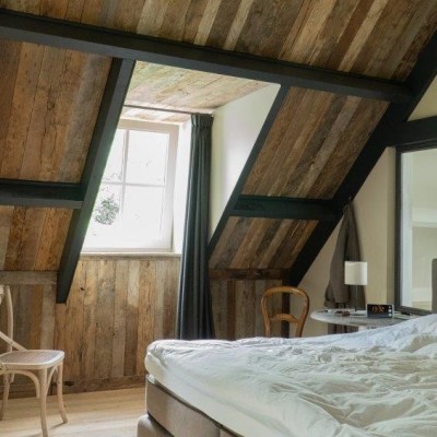 Historisch Hout offers a wide range of authentic old oak beams from a large stock. POA