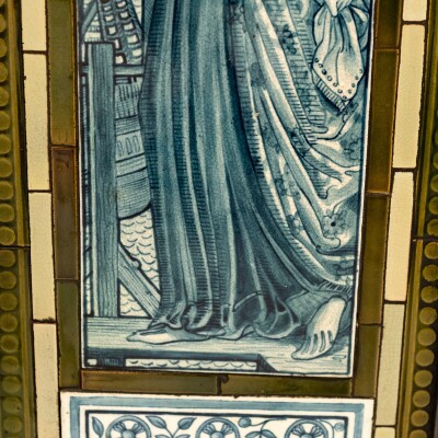 Antique Cast Iron Thomas Jeckyll Insert with William Morris Tiles