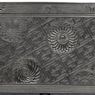 Antique Cast Iron Thomas Jeckyll Insert with William Morris Tiles
