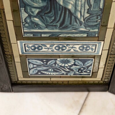 Antique Cast Iron Thomas Jeckyll Insert with William Morris Tiles