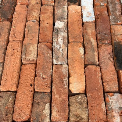 Reclaimed Farmhouse Blend Brick Slips - Cut From Real Reclaimed Bricks