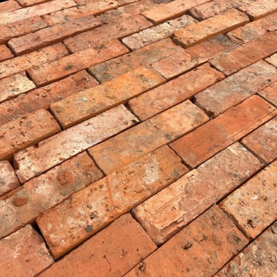 Reclaimed Narrow Clay Paving Bricks