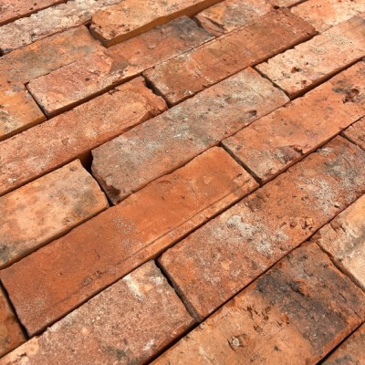 Reclaimed Narrow Clay Paving Bricks