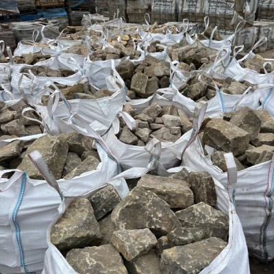 Reclaimed Yorkstone Walling Stone in Bulk Bags