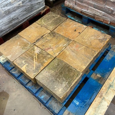 Reclaimed Stone Quoins - 300mm x 300mm