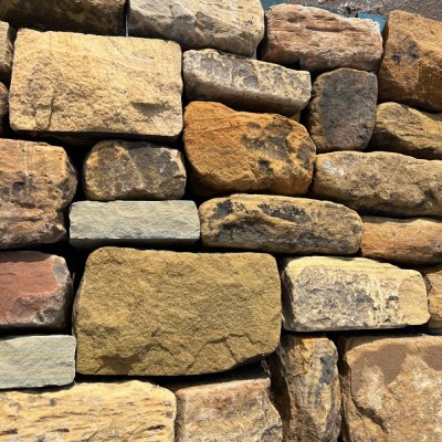 Reclaimed Random Farmhouse Building Stone