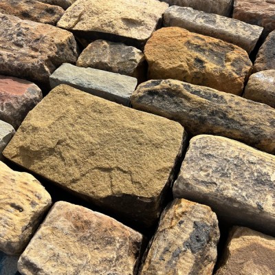 Reclaimed Random Farmhouse Building Stone