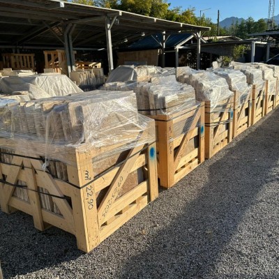 Antique Dalle de Bourgogne, Old French Limestones 