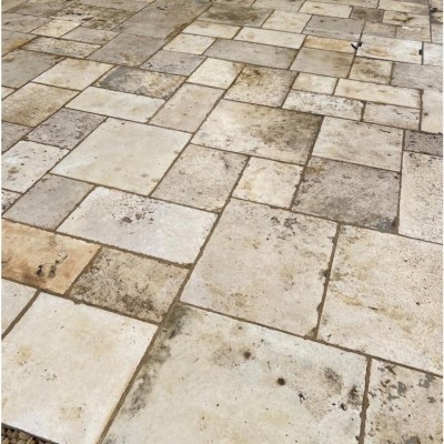 Reclaimed Bourgogne Flagstones floors 