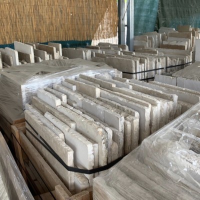 Antique pierre de Bourgogne, Limestone flagstones