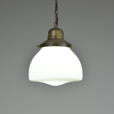 Closed Opal Pendant Light