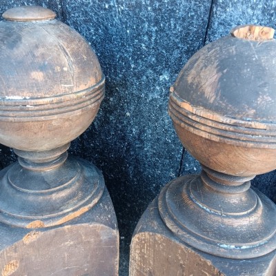 8 matching Victorian newel posts