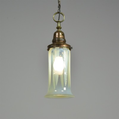 antique-vaseline-shade-pendant-light-1-uch.jpg