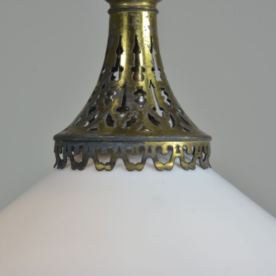 Gilt Gallery Coolies