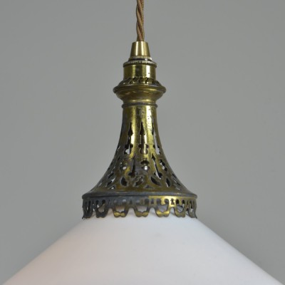 Gilt Gallery Coolies