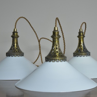 Gilt Gallery Coolies