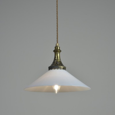 Gilt Gallery Coolies