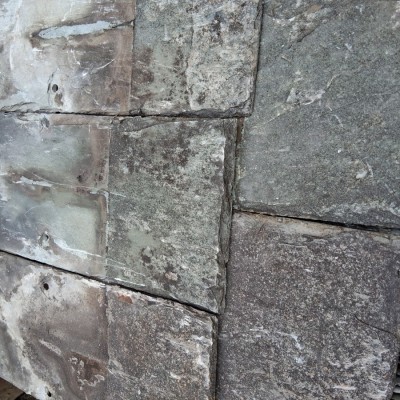 Delabole roof slates 16x8 and 16x10