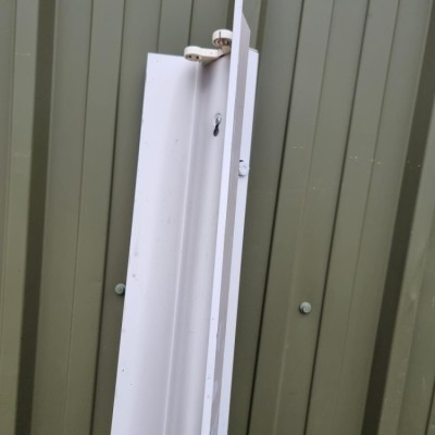 6 Foot Fluorescent Lights