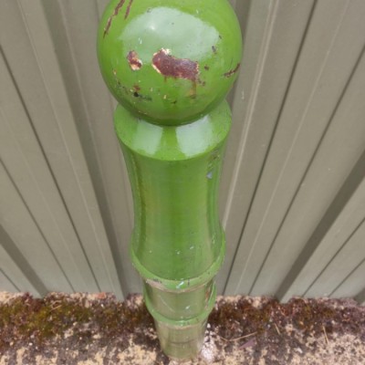 Heavy Cast Iron Ball Top Bollards