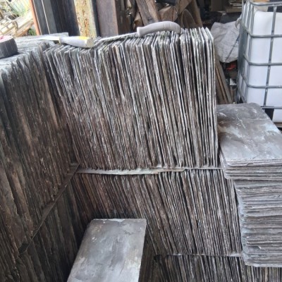 Delabole green roof slates 16x8s and 16x10s 