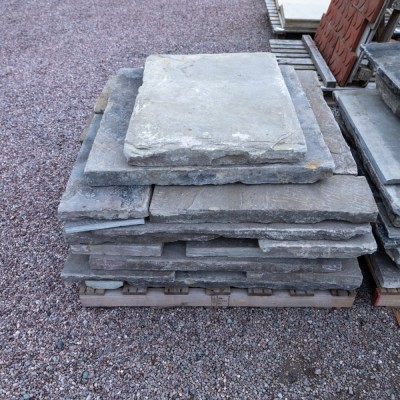 Reclaimed Yorkstone Paving RWI-9976