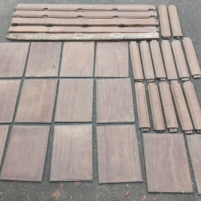 17th / 18th century oak paneling.