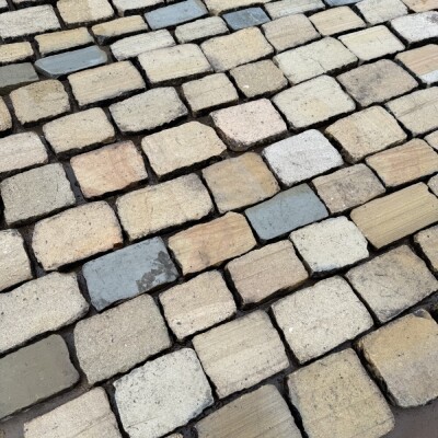 Reclaimed Sawn Yorkshire Stone Cobble Tops - Per SQM