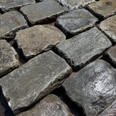 Reclaimed Sandstone Cobble Tops - Per SQM