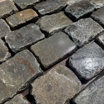 Reclaimed Sandstone Cobble Tops - Per SQM