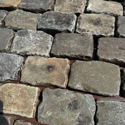 Reclaimed Sandstone Cobble Tops - Per SQM
