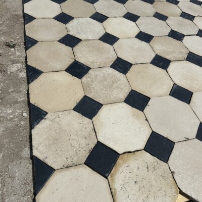 French Octagonal limestone in Cabochon 