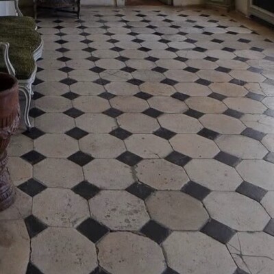 French Octagonal limestone in Cabochon 