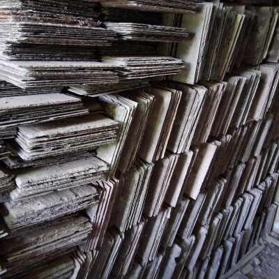 Reclaimed welsh slates 18"x9"