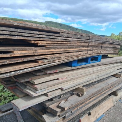 Reclaimed floorboards 5 3/4 inch wide