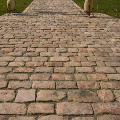 pavage, paves gres/ Antique reclaimed French cobblestone - setts POA
