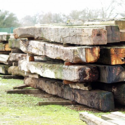 Poutres anciennes chêne - Antique French oak beams POA