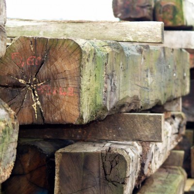 Poutres anciennes chêne - Antique French oak beams POA